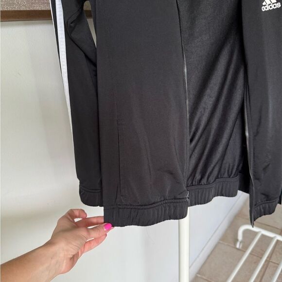 Adidas Women’s Black & White Zip Up Casual Athletic Jacket - Picture 6 of 9